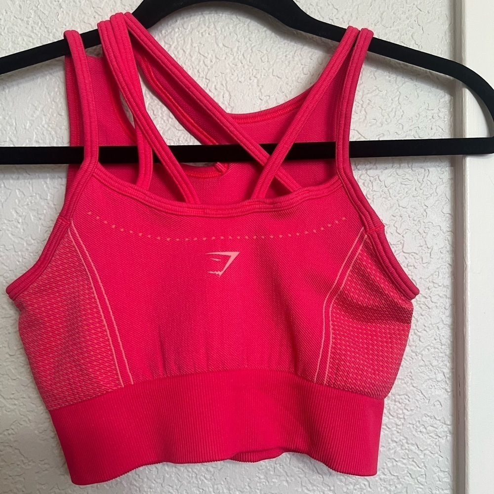 Gymshark Pink Ultra Seamless Sports Bra - Picture 2 of 4